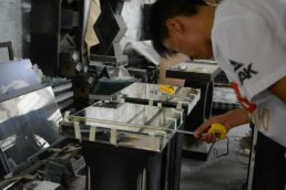 Semi-Finished Mirror Inspection-Homemate Mirrors(Mirror Manufacturers in China) (3)